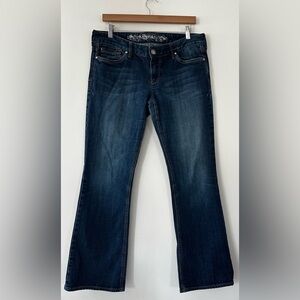 Express Lowrise Bootcut Jeans
Size: 10r